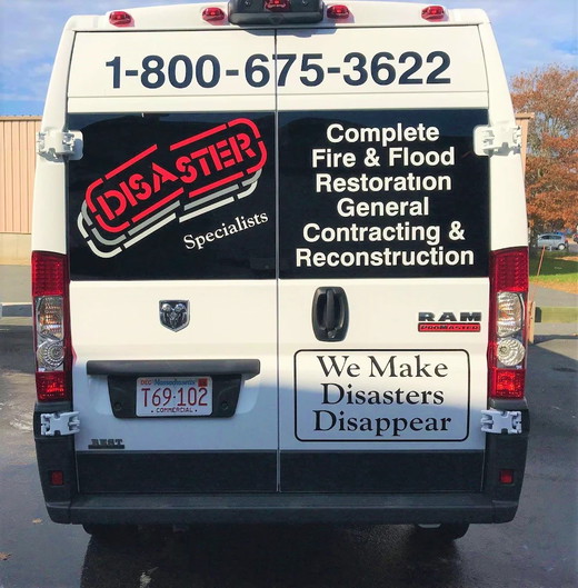 02_van_rear_view.jpg