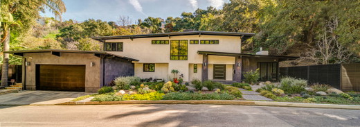 3764 Benedict Canyon Ln-small-001-001-Inchoate0005UploadPanorama1-1133x400-72dpi.jpg