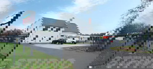 8TFive_Project_2016020 Self Storage Unit.jpg