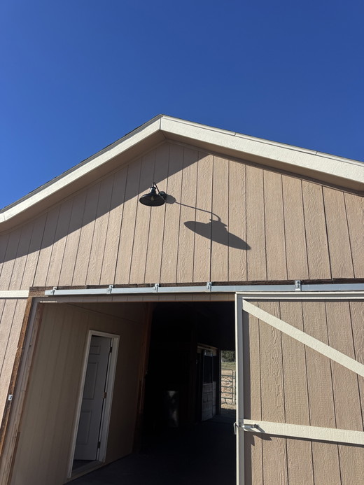 Barn Light - BergSnyder.jpeg