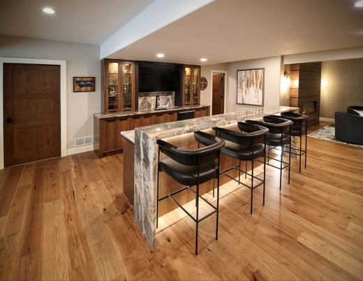 Basement Bar With Lighting.jpg