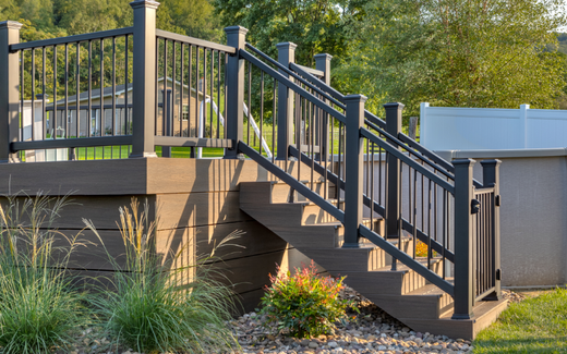 Composite Railing System with Staircase.png