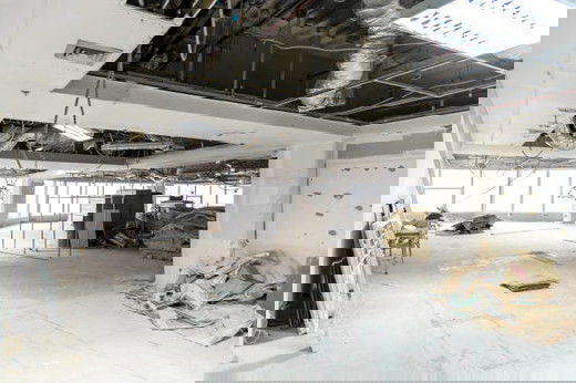 Concrete ceiling.jpg