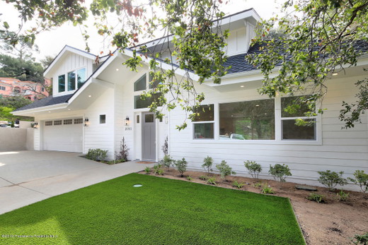 Craftsman Farmhouse Architecture 02.jpg