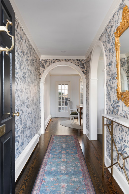 Front hall.jpg