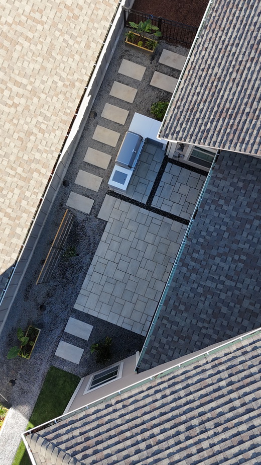 Outdoor Kitching - Ponti Landscapes Inc.JPG