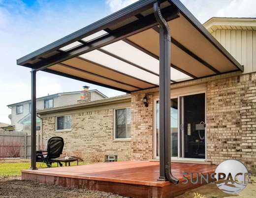 Patio 1.jpg