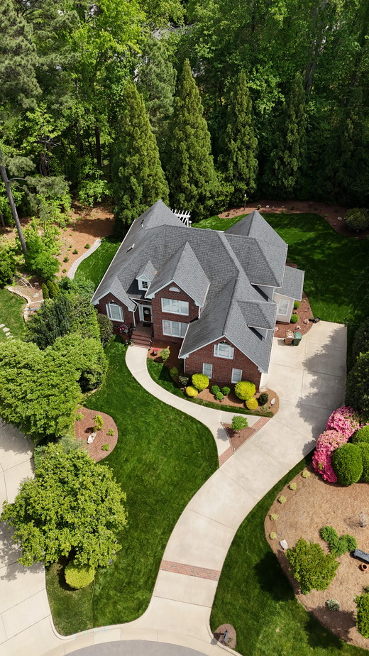 Sod installation - Ponti Landscapes Inc.JPG