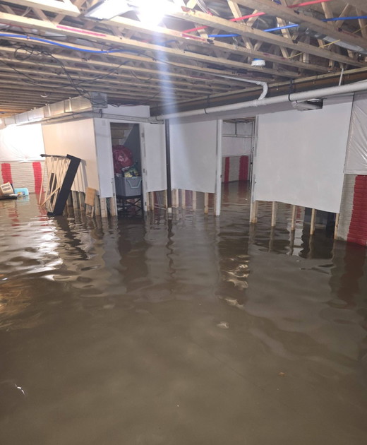 Water Damage and Restoration AIM Green Restoration (5) (Large).jpg