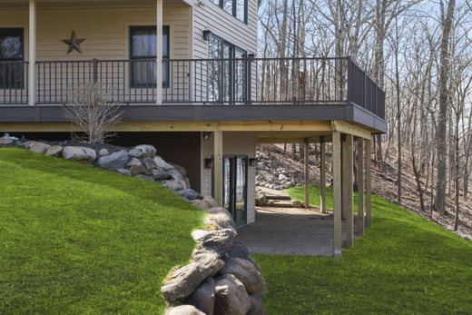 after-wrap-around-custom-deck-oakland-county-04-2024-Awvg.jpg