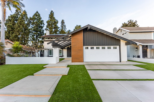 front-yard-with-concrete-steps-laguna-niguel-ca.jpg