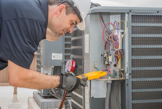 hvac-repairman-980x660 (1).jpg