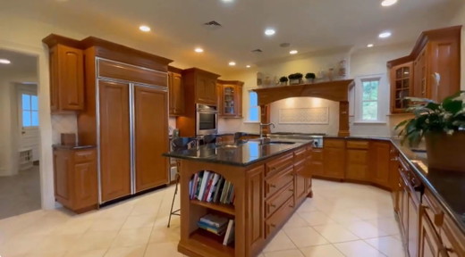 kitchen 3.JPG