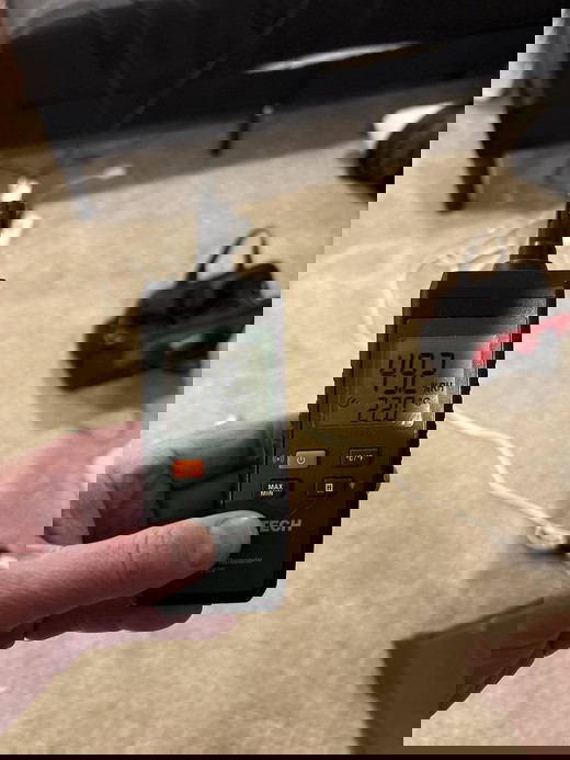 mold - moisture reading.jpg