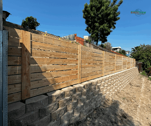 retaining-wall-and-fence-landscape-san-diego.png
