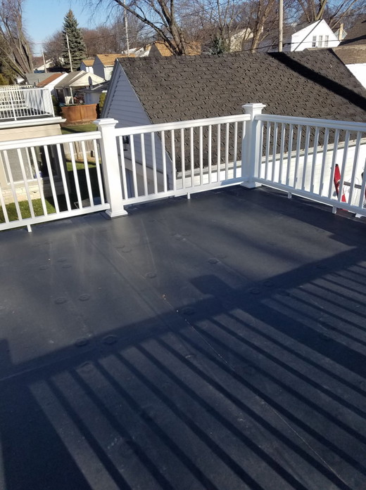 rubberoofdeck.jpg