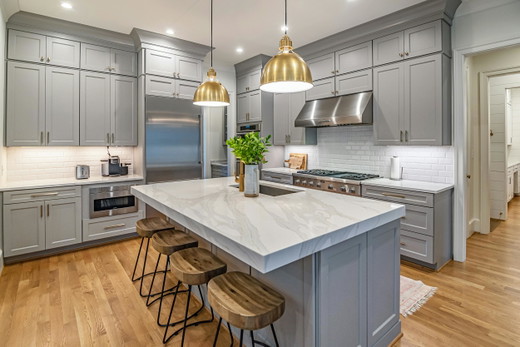 virginia-beach-kitchen-remodel-gray-cabinets-gas-cooktop-wood-stools.jpg